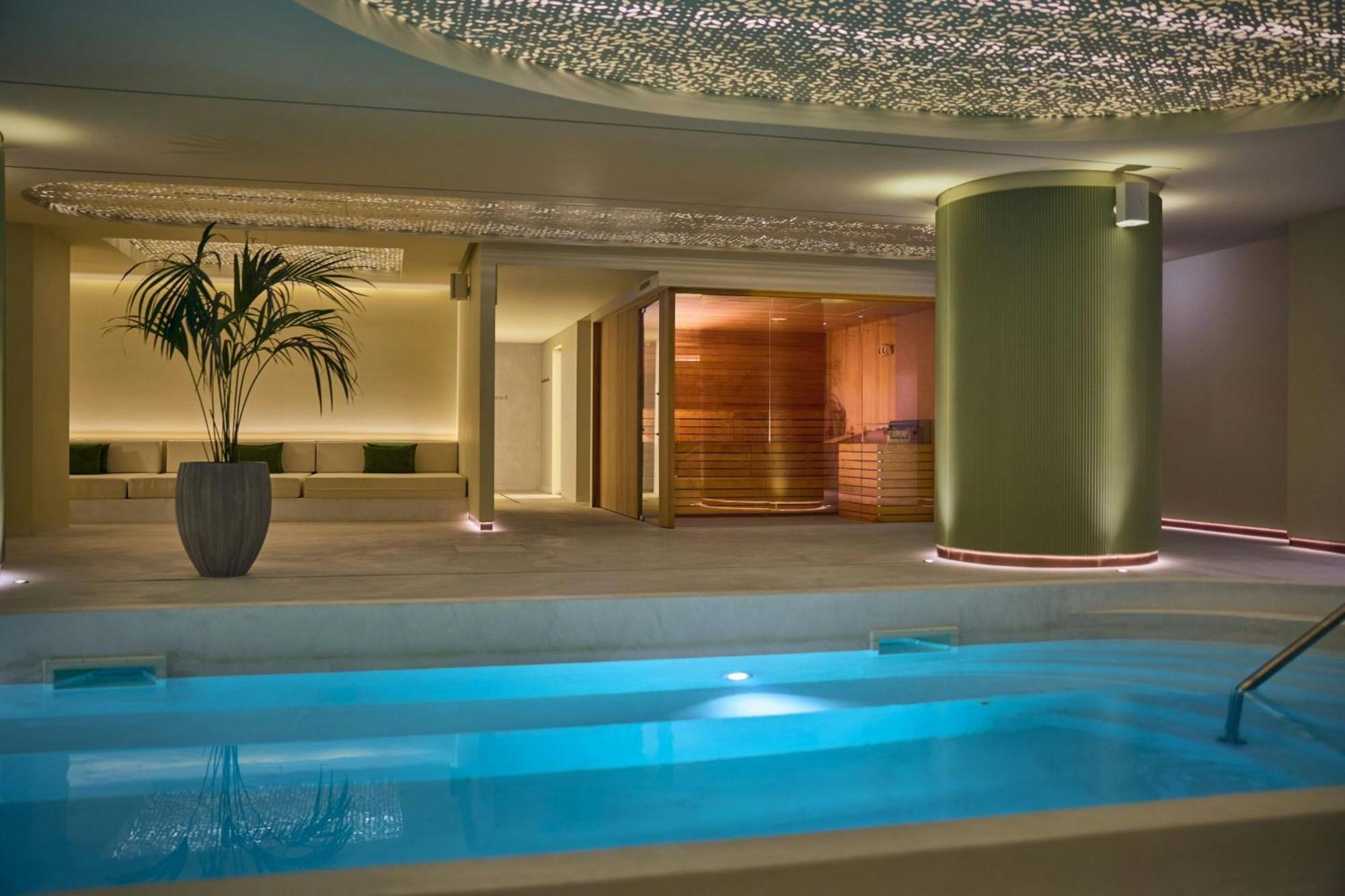 Sheraton Roma Hotel&Conference Center Esterno foto